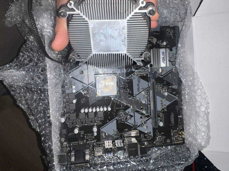 Ryzen 5 2600 + ASUS B450M-A + chłodzenie AMD