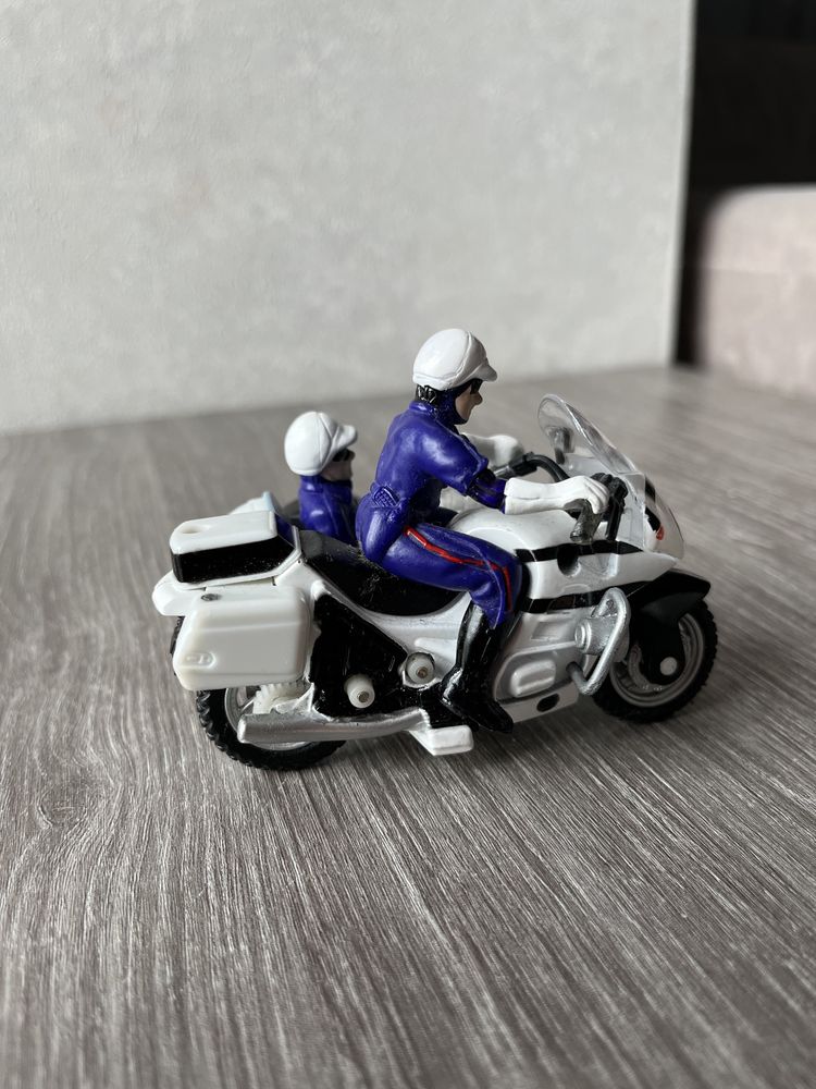 Поліція мотоцикл поліцейський поліцейсяка машина