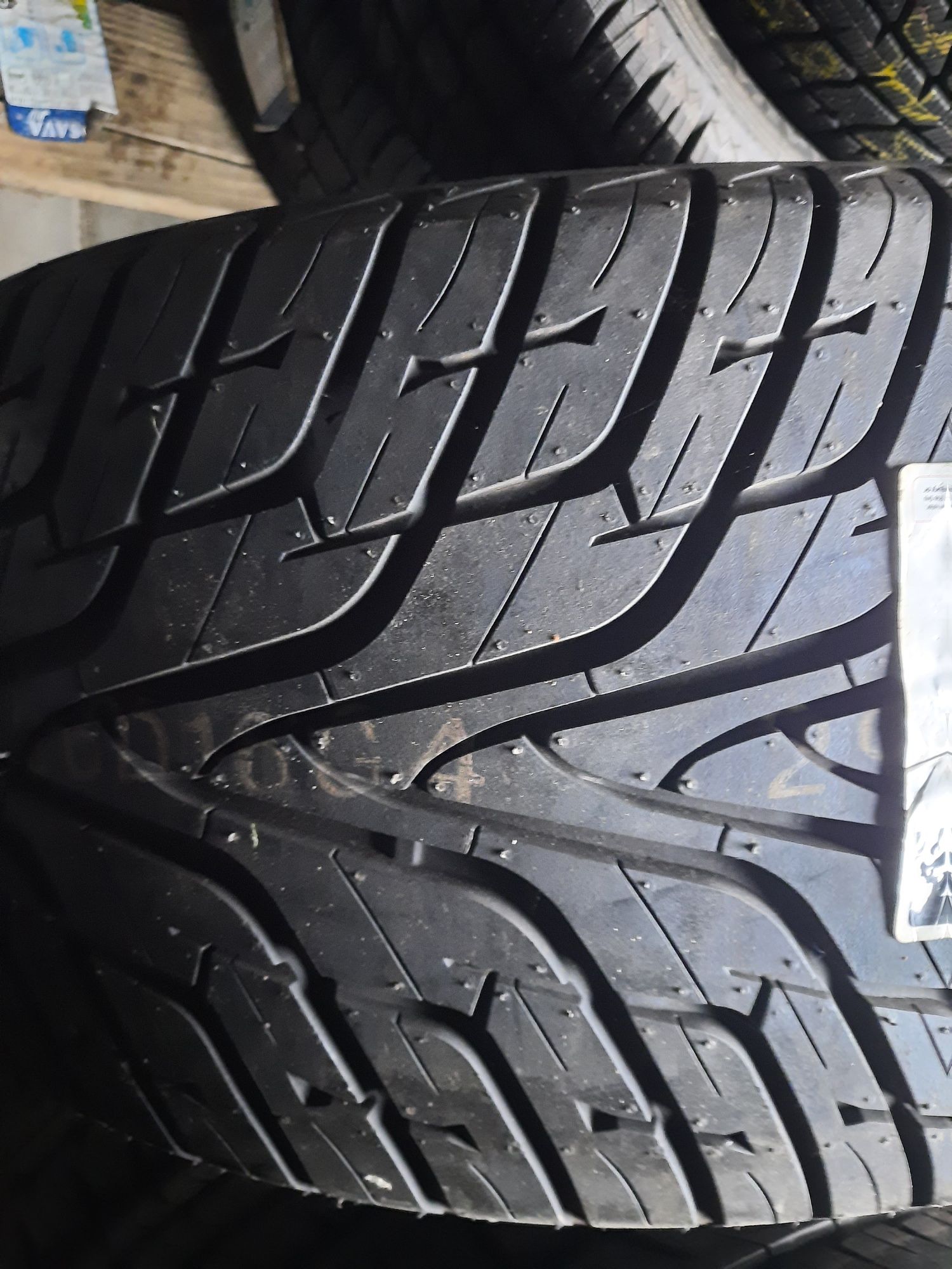 295 45 18 шини 2 шт.Hankook Ventus ST