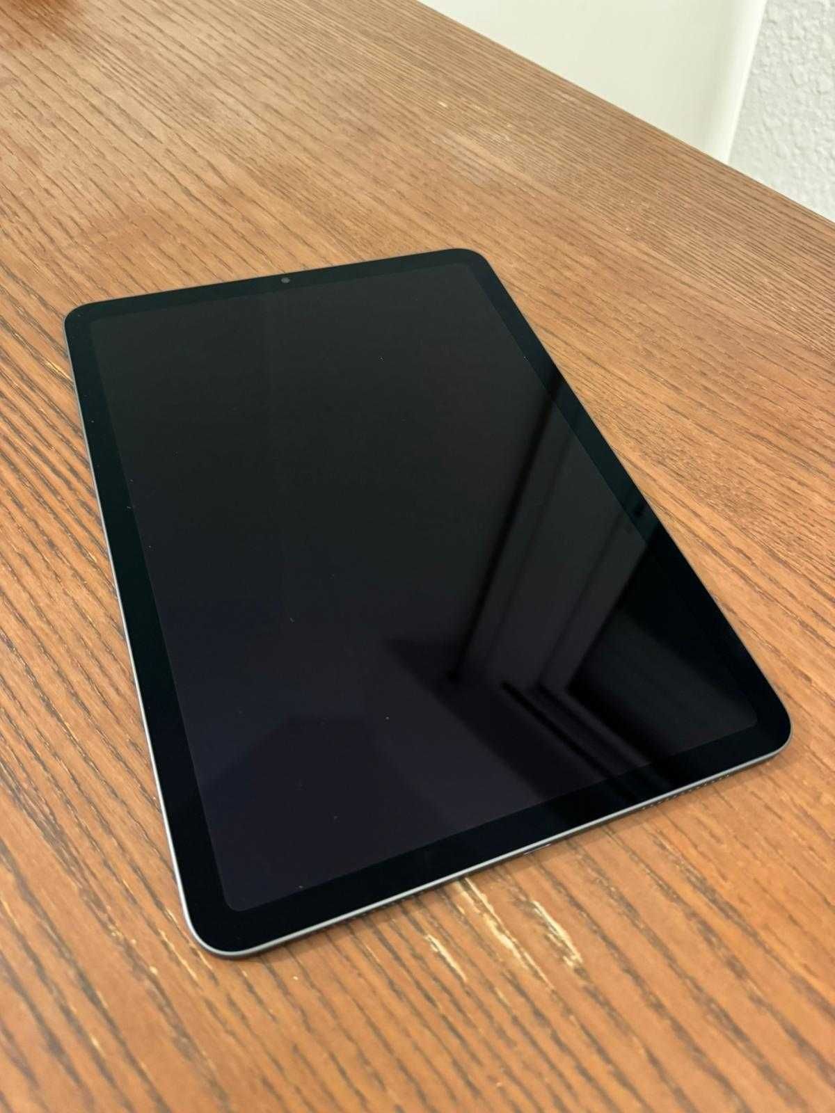 iPad Air 5th Gen (2022) 64 GB Space Grey + Apple Pencil 2 + Capa