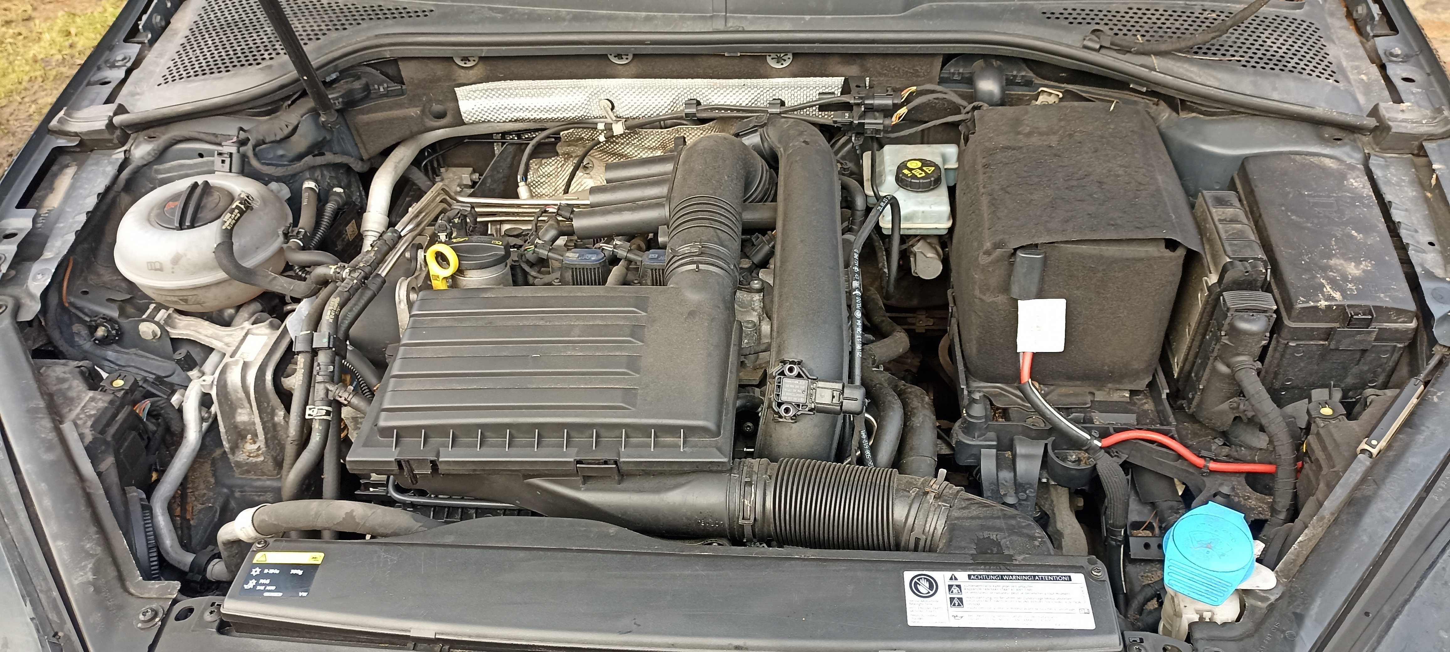 vw golf 7 VII 5G1 1.4 B 103 KW lak LC9X samochód na części