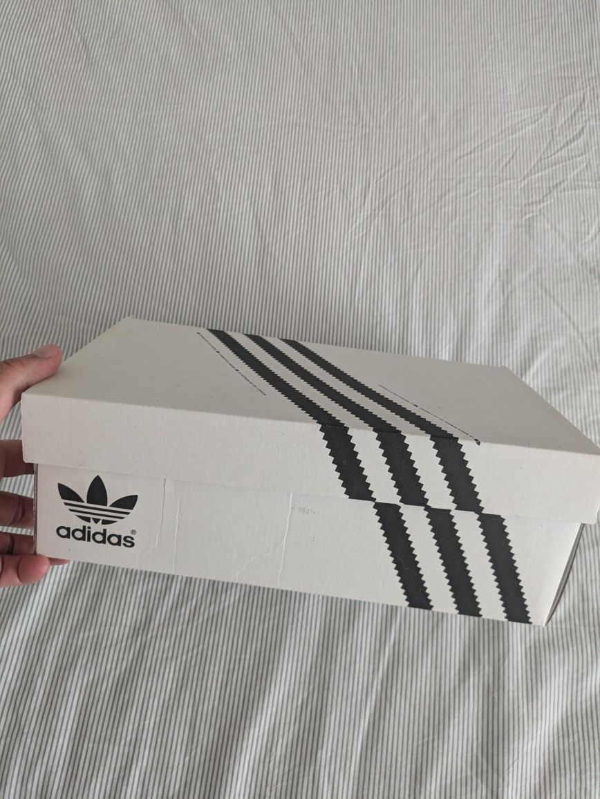 Adidas samba branco e preto 42