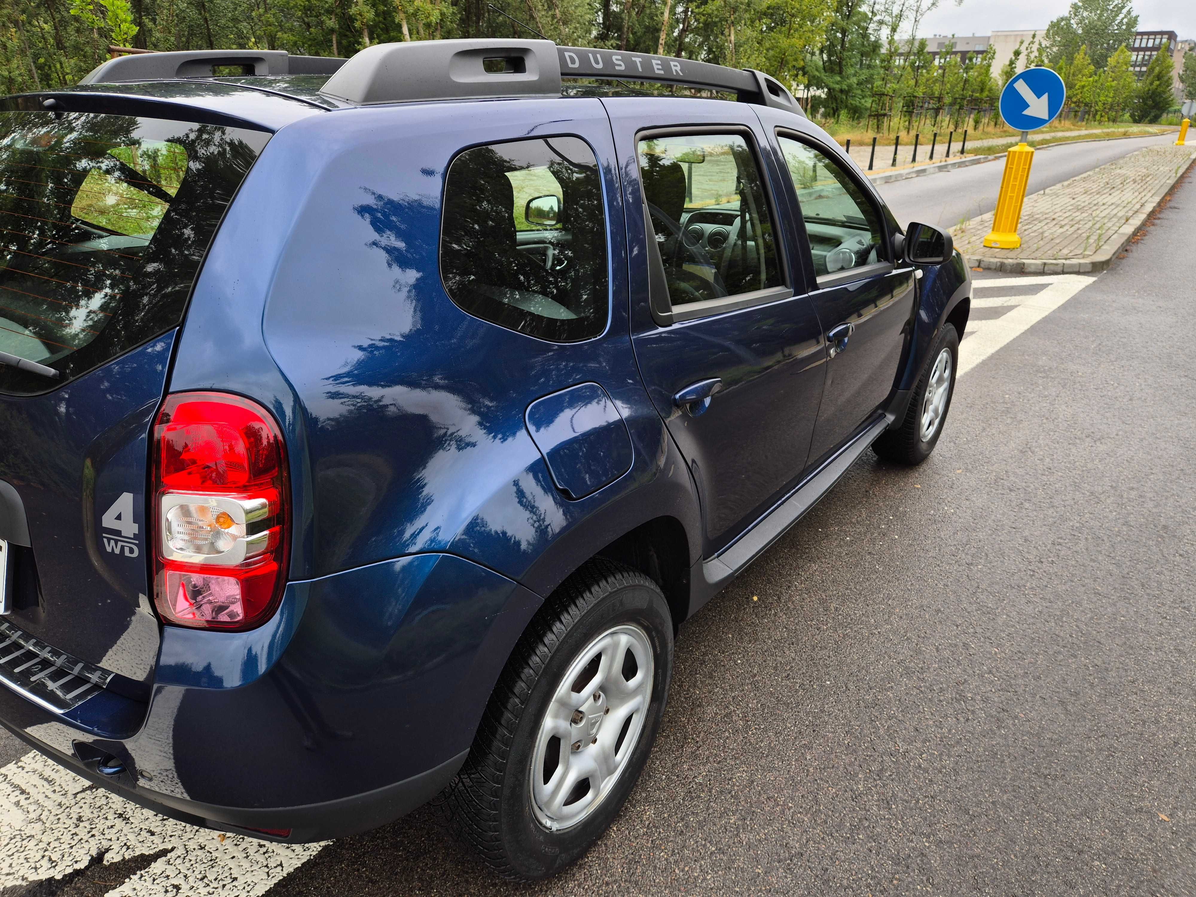 Dacia Duster  1.6 PB  Salon Polska  2017r  148 tyś km  4X4  Zadbana