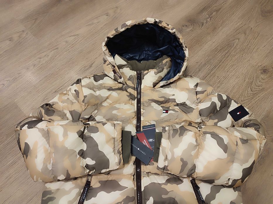 Куртка Tommy Hilfiger оригінал  розмір XL