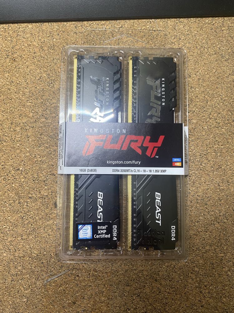 Оперативная память Kingston Fury DDR4-3200 16gb 16384MB