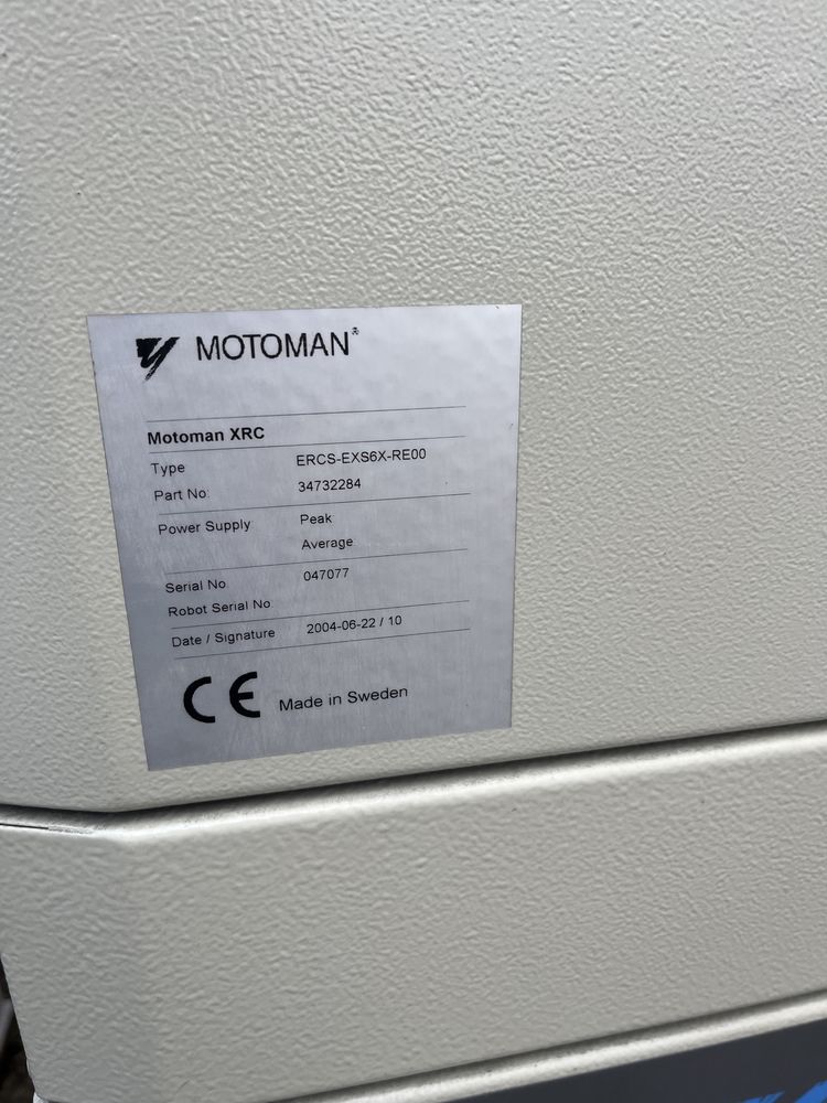 Kompletny robot Yaskawa Motoman UPT 130 T z szafą sterującą