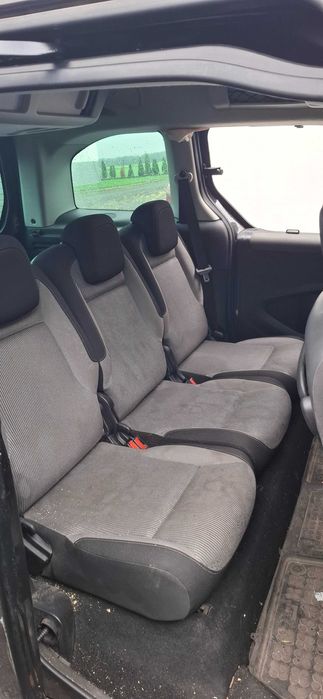 Peugeot partner na części silnik klapa fotele lampy