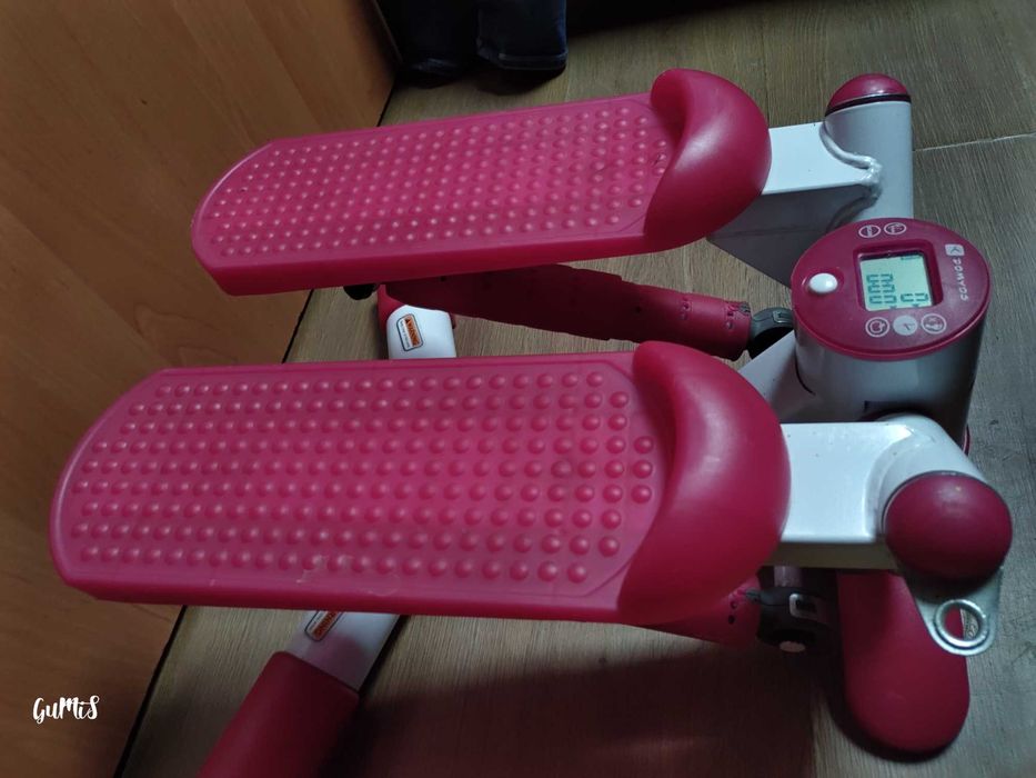 Steper Domyos z licznikiem.