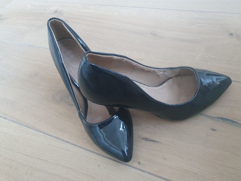 Buty czarne szpilki rozmiar 39