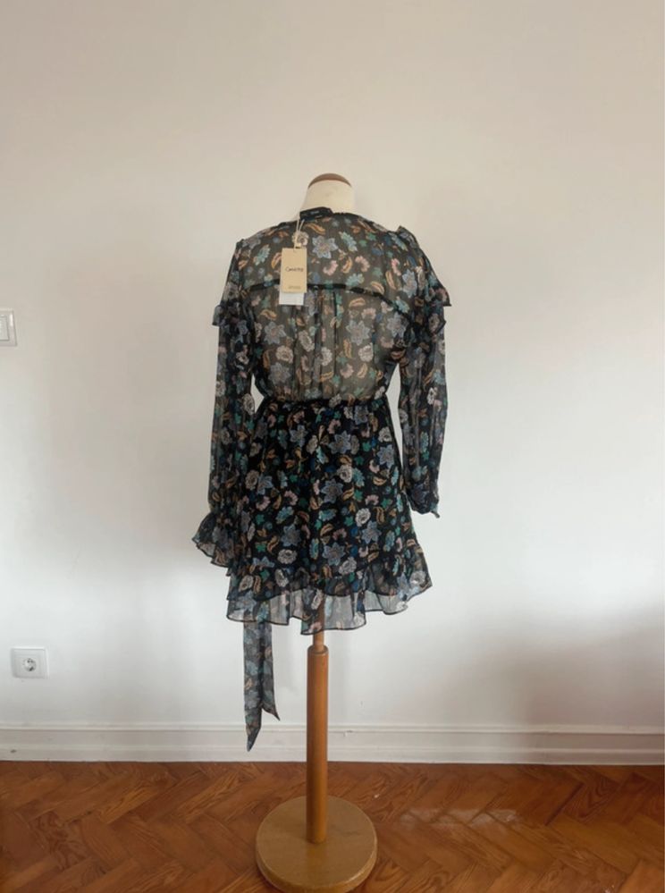 Vestido curto flores Mango