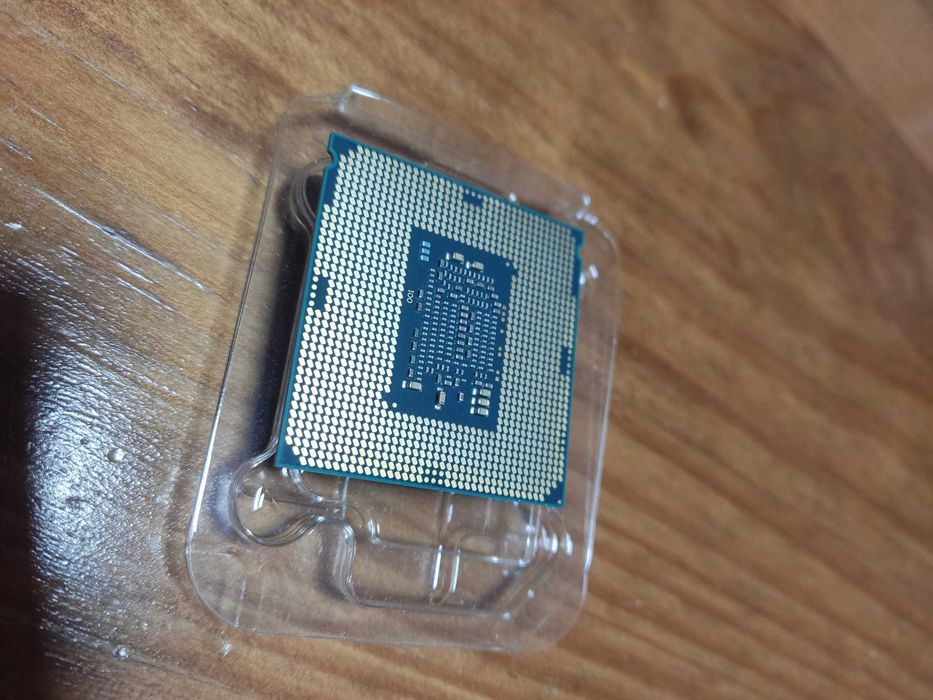 Intel i7 6700K + CoolerMaster Hyper 212X