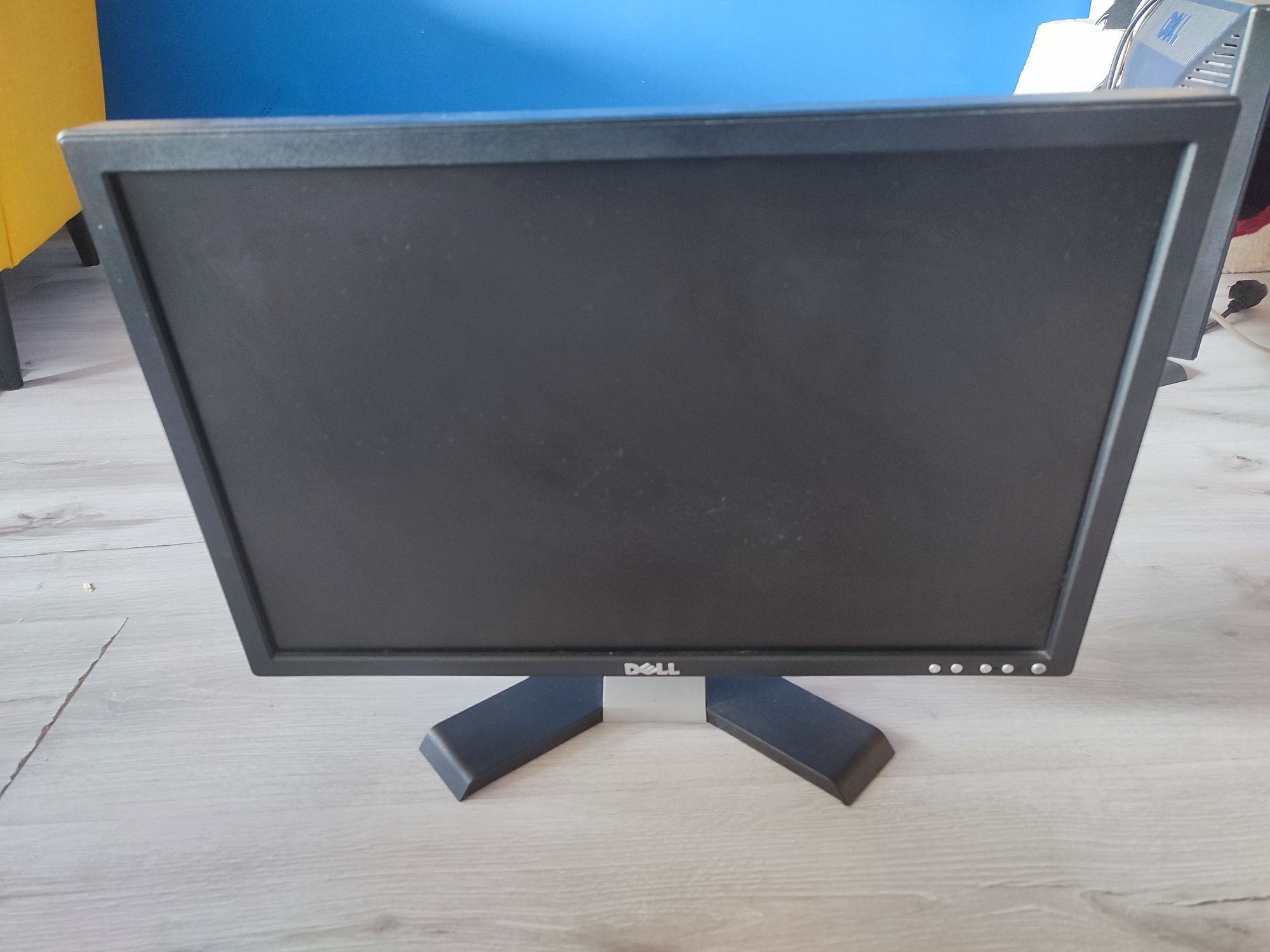 Monitory monitor DELL 20 cali sprawne działające