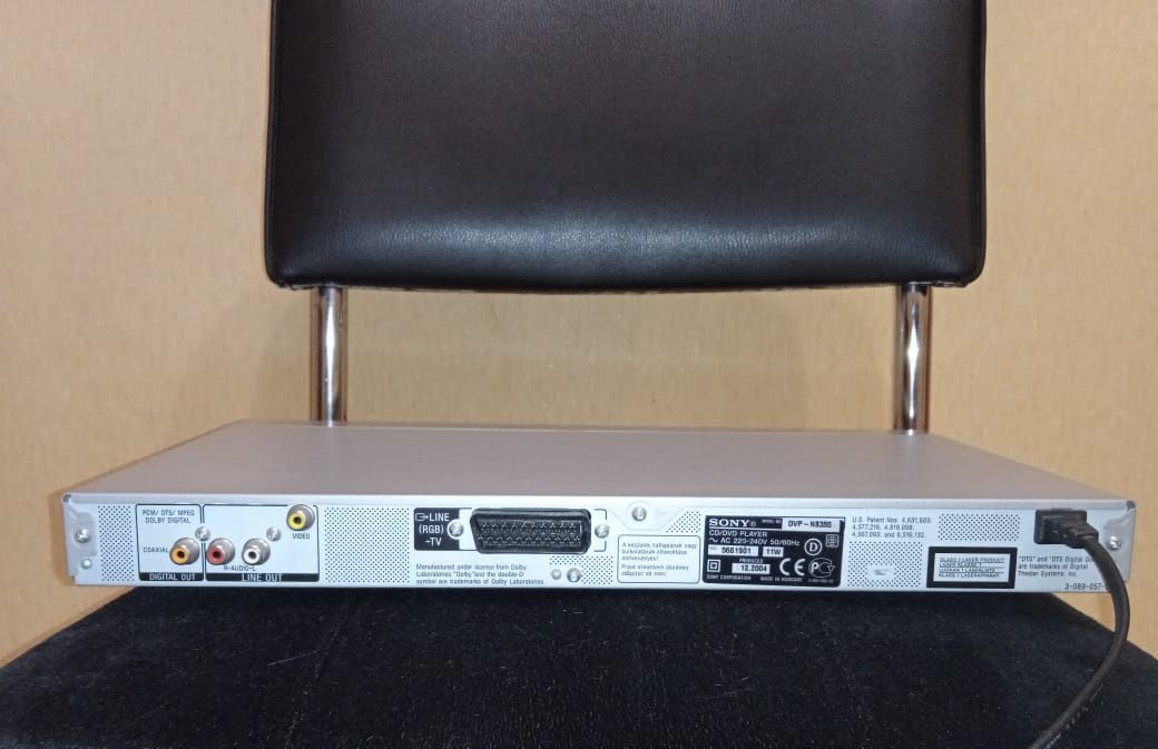 DVD програвач SONY