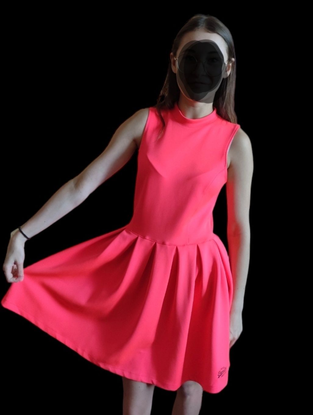 Różowa sukienka SuperDry