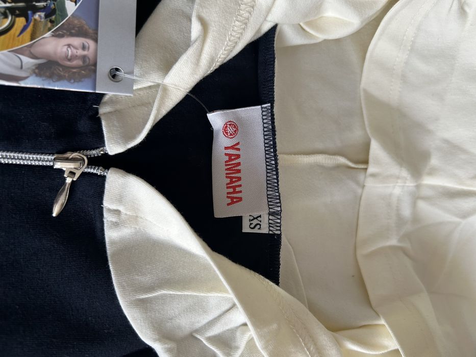 Bluzka bez rekawow Yamaha S