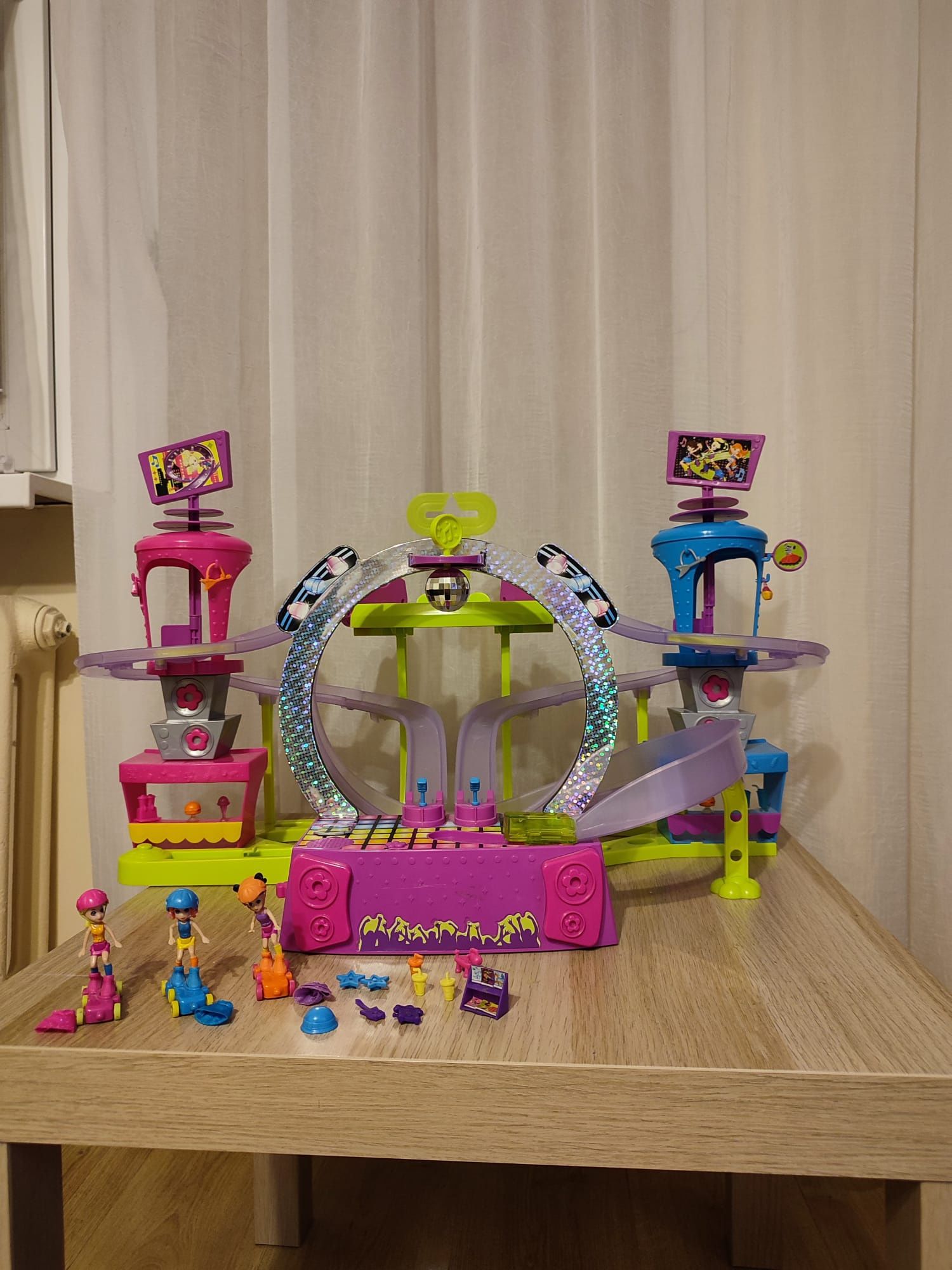 Polly Pocket wyścig na koncert