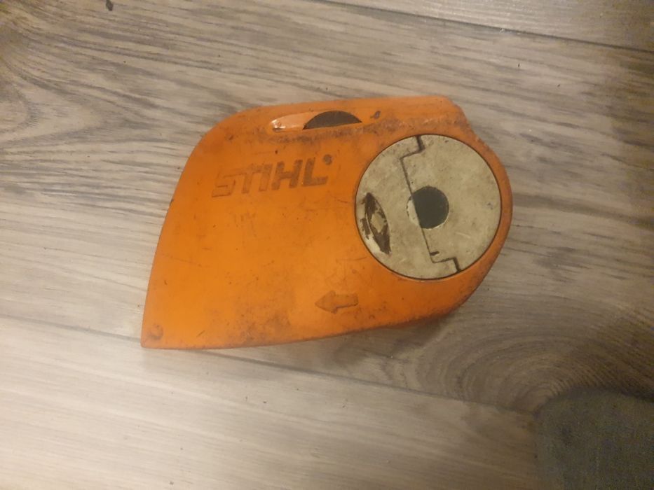 Oslona prowadnicy łańcucha sprzęgła  pokrywa stihl ms 170 180 c