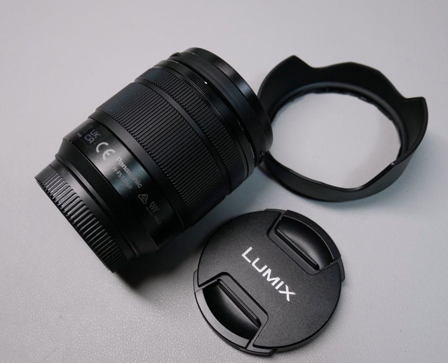 Obiektyw Panasonic Lumix 12-60mm Power I.O.S. H-FS12060