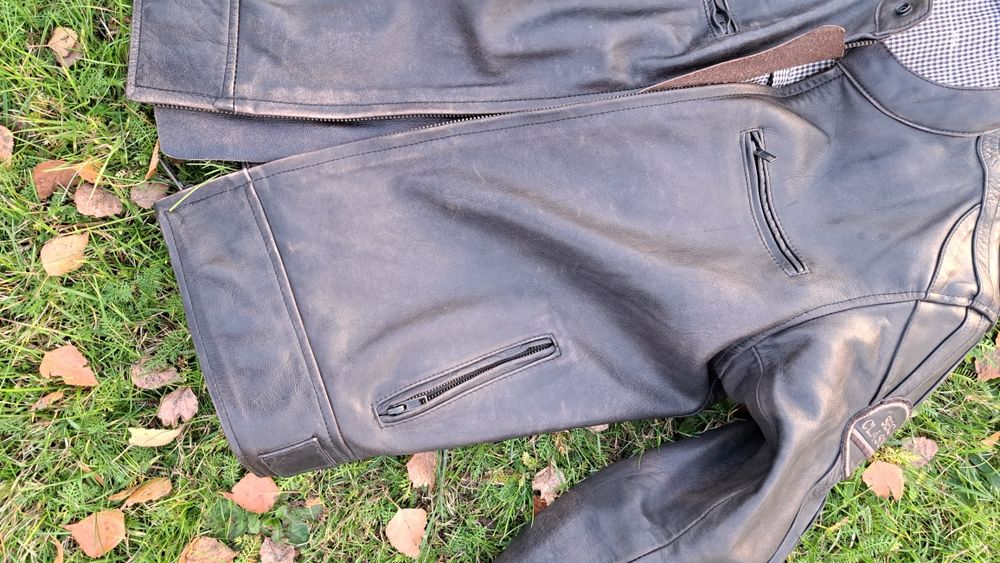 Kurtka rękawice gogle kask