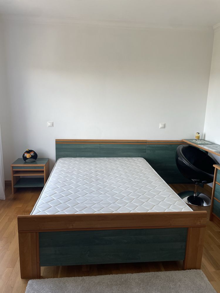 Conjunto Quarto - Cama de casal, Comoda, Secretária