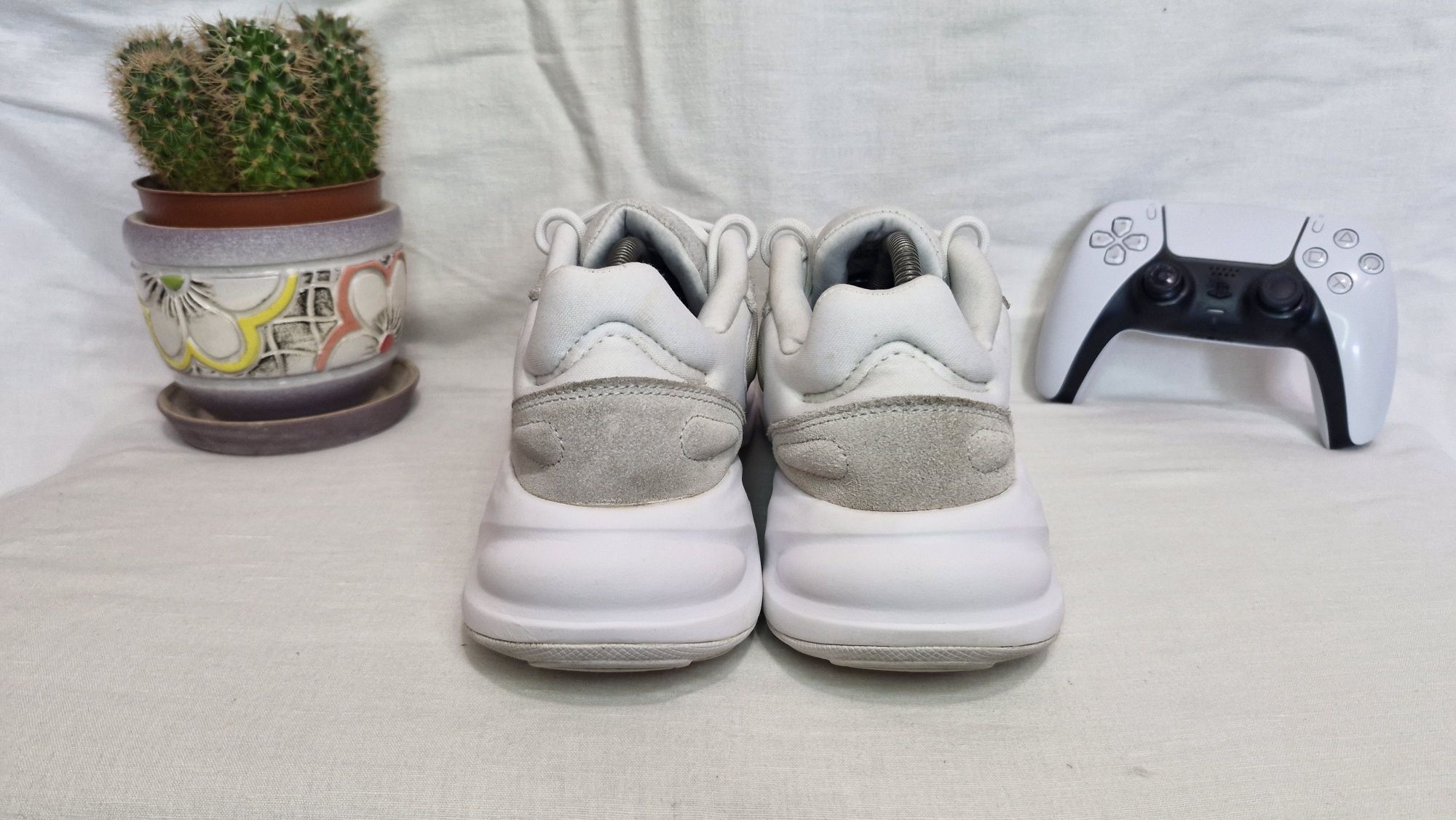 Кросівки Adidas Ozelle.Розмір 42