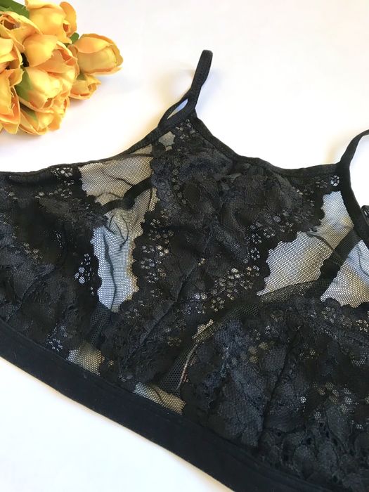 Бра/Топ Чорний Victoria Secret. Мереживо. Оригінал. М розмір. 80 С