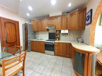 Сдам 3х к.кв Центр, метро Бекетова,  пл. Конституции,