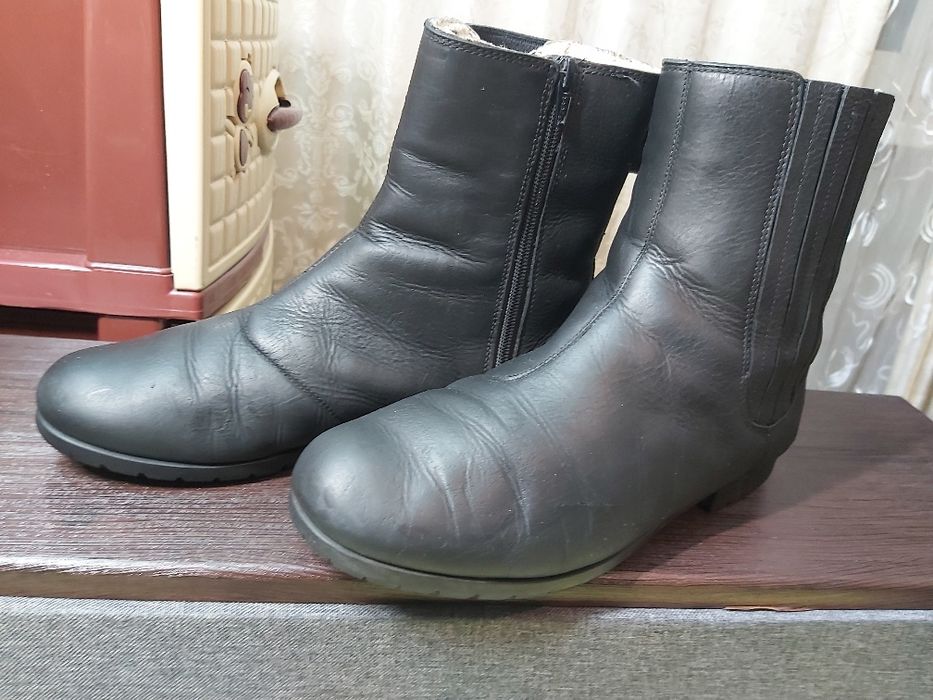 Ugg чоботи черевики ботинки ботінки 41 розмір