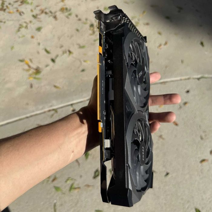 RTX 3060 — швидка, тиха, готова до бою