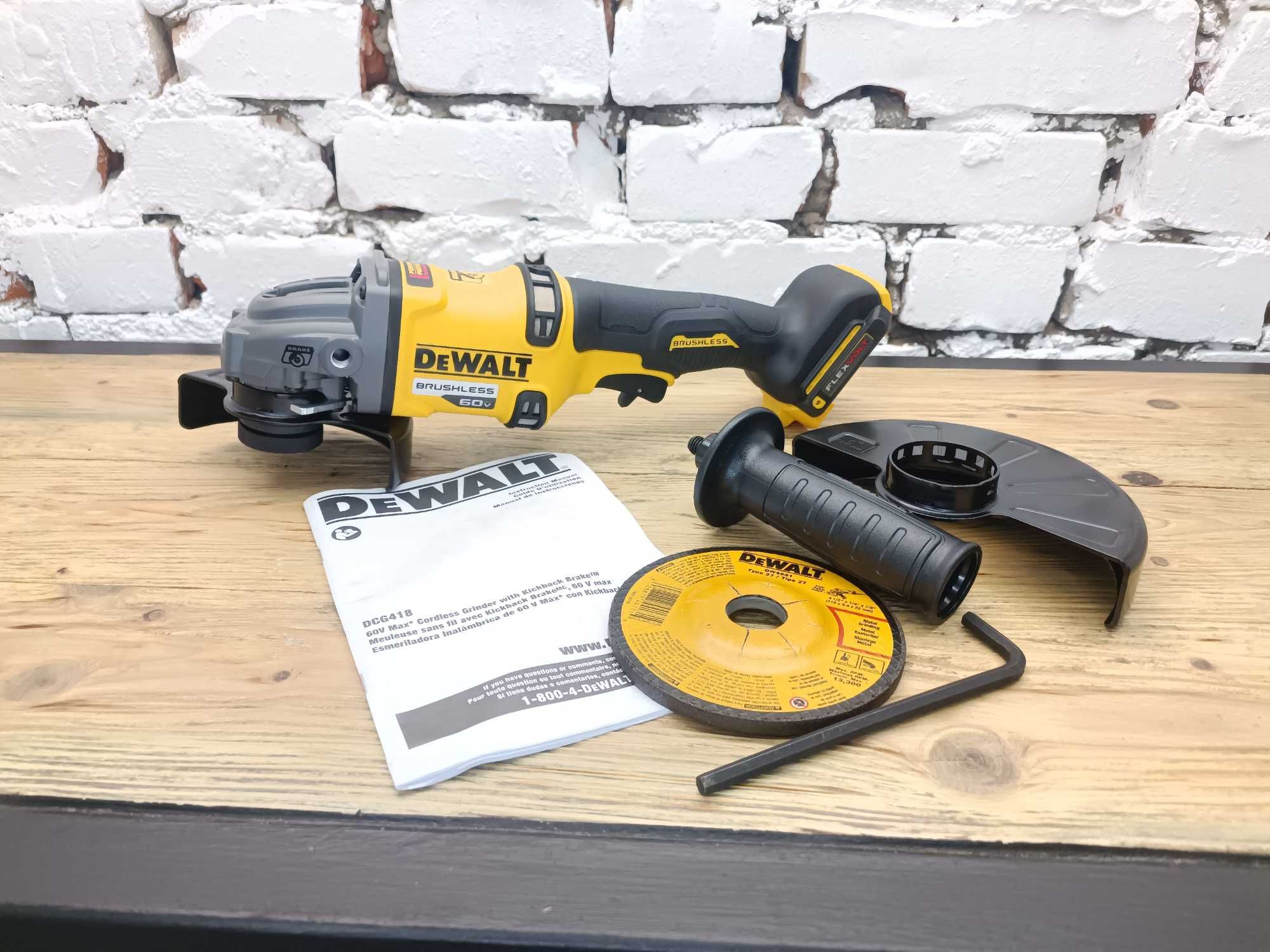 Акумуляторна болгарка DeWalt FLEXVOLT DCG418 60V з США Оригінал