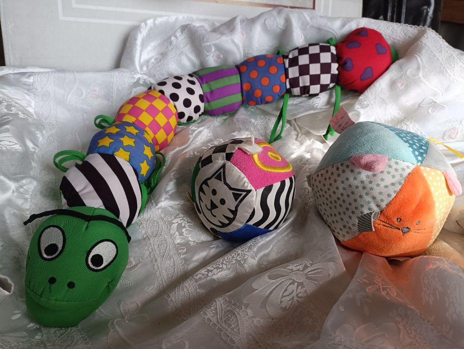 Розвиваючі інтерактивні іграшки