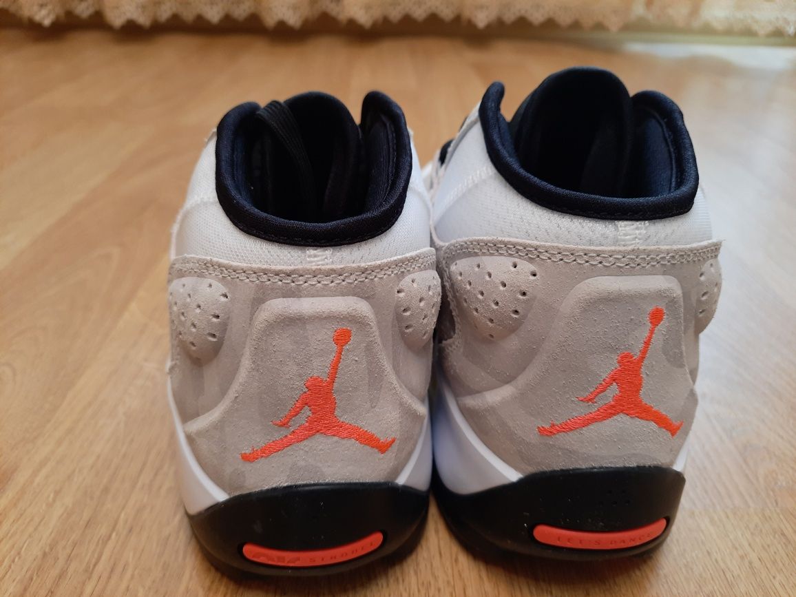 Оригінальні кросівки для баскетболу Nike Zion 2 (FJ1213-106)