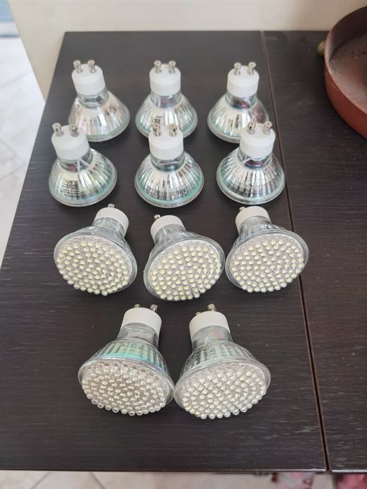 Żarówki Gu10 barwa ciepła 3,5W barwa 2700K do 3500K kpl 11szt