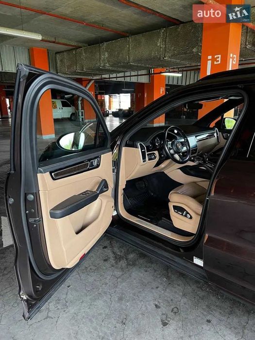 Porsche Cayenne 2018