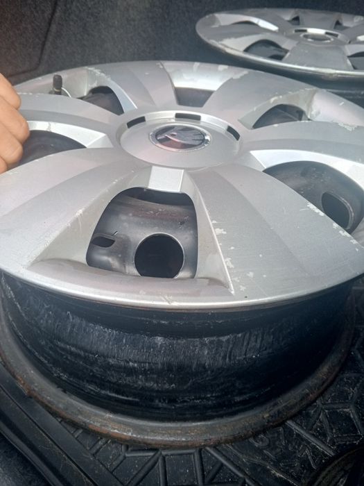Диски з ковпаками Шкода Октавія Тур r15 5*100