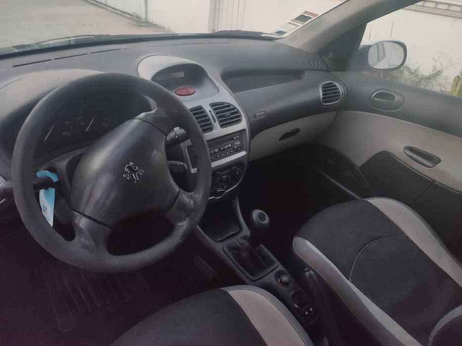 Peugeot 206 SW 1.4 HDI – Inteiro – Motor em bom estado