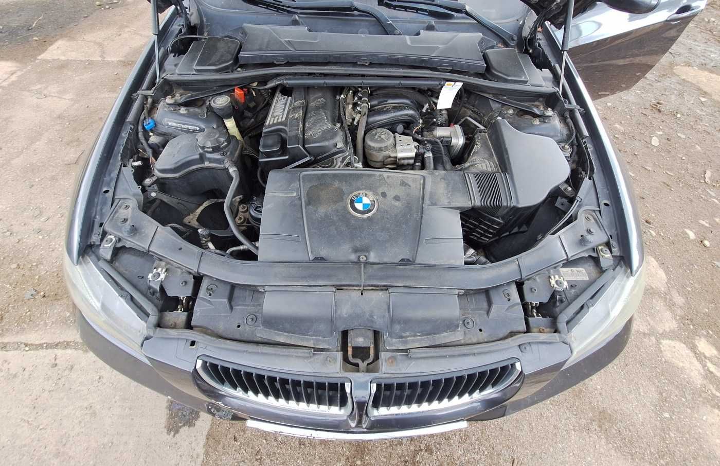 BMW E90 N46B20B N46 2.0i 150KM kolor SPARKLING GRAPHITE A22/7 części