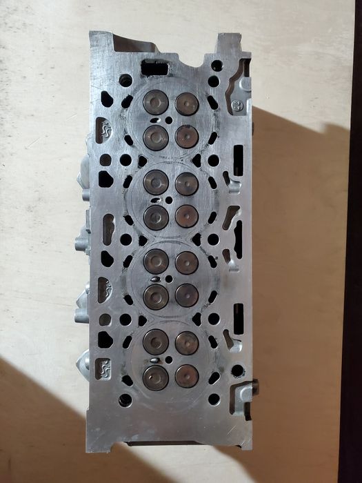 Cabeça de motor PSA