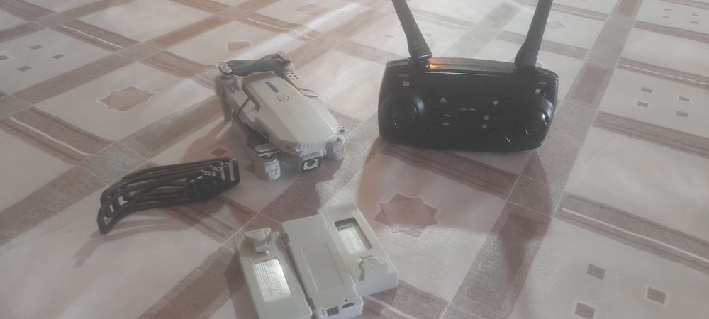 E88 Pro Drone Câmera 4k, Novo