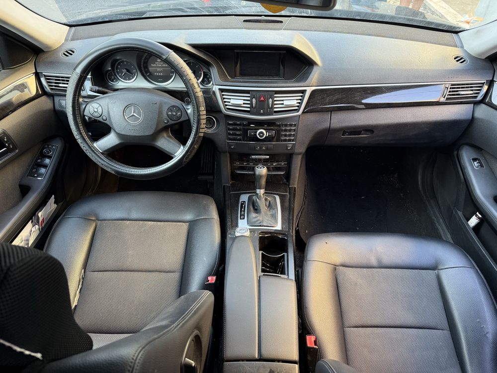 Mercedes E250 Avantgard Automatica