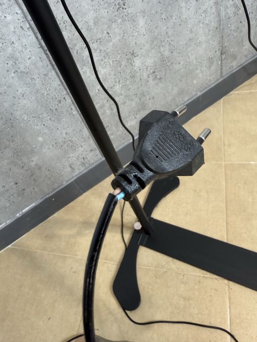 Lampa kosmetyczna led bezcieniowa półksiężyc