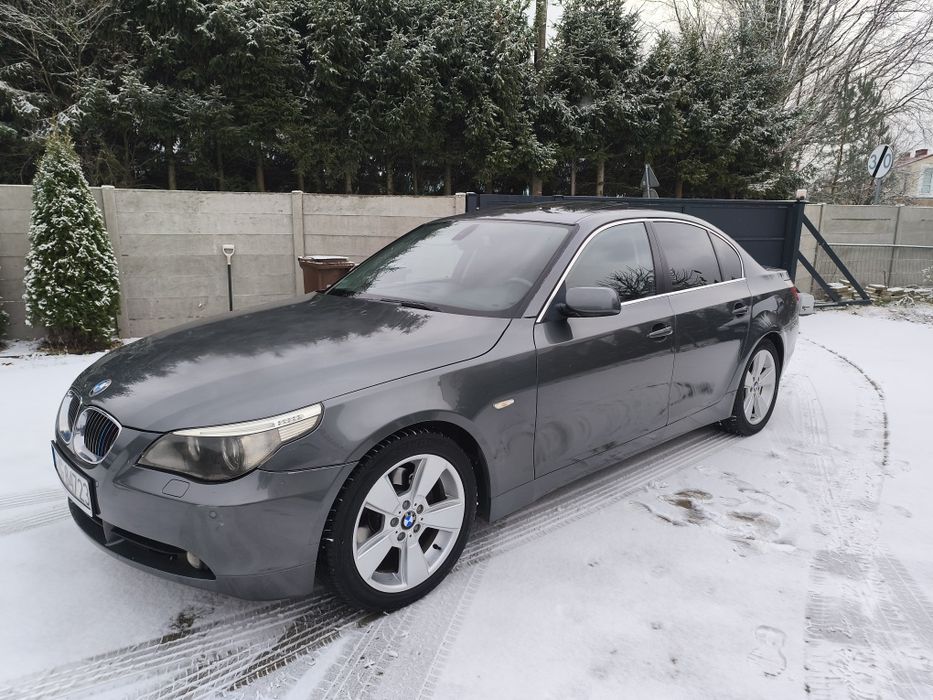 BMW 525.  2006r.  2.5 Benzyna. Full opcja.