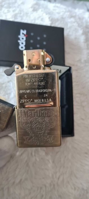 Zapalniczka Zippo Marlboro Antique Brass. Nowa. 2024r