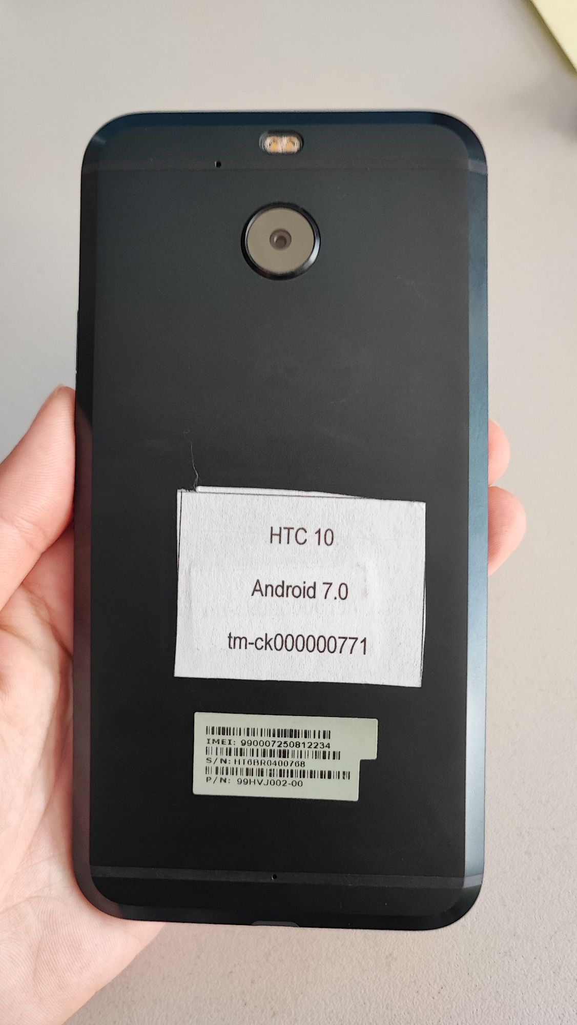 HTC 10 в хорошому стані