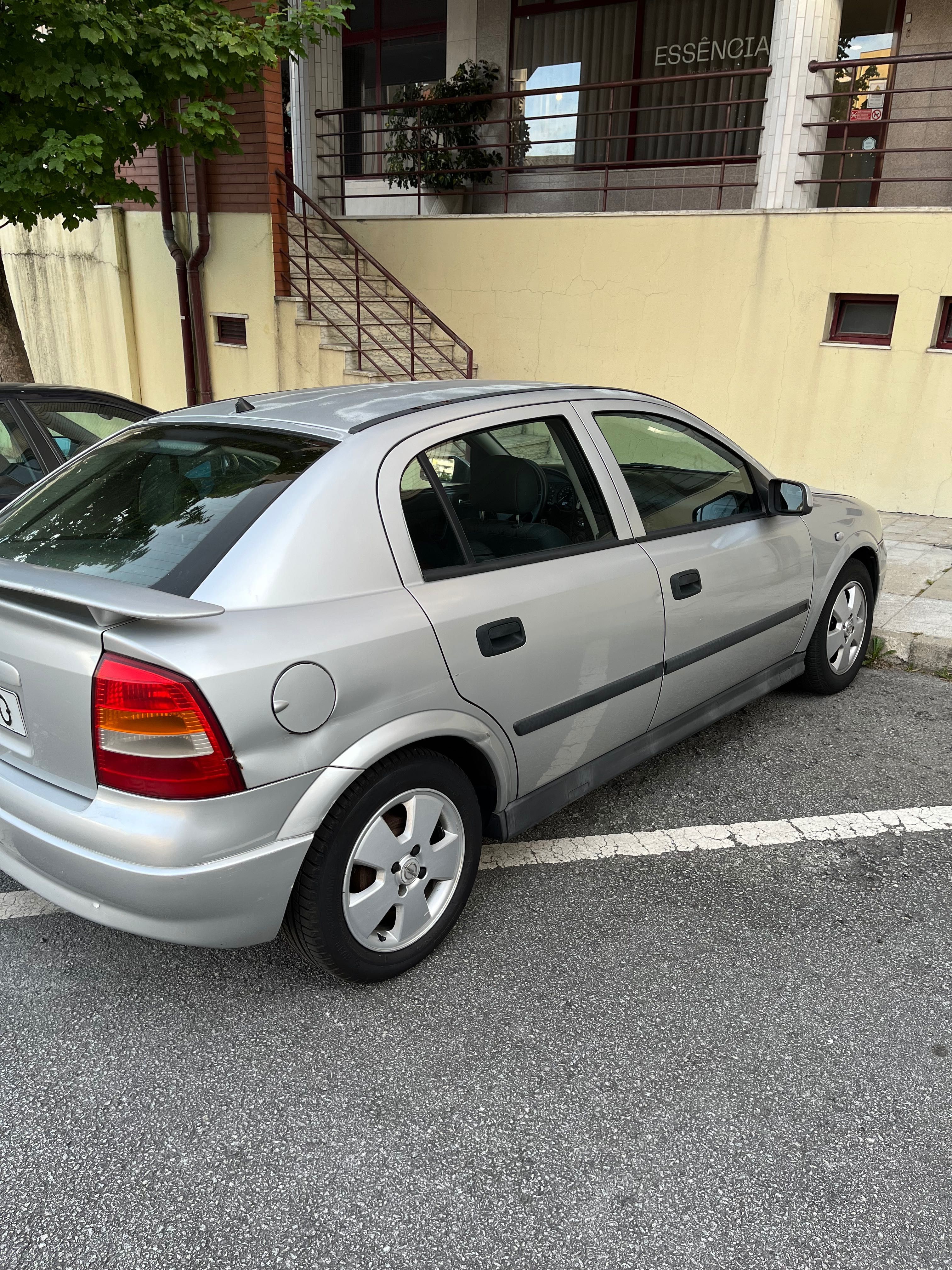 Opel astra 1.4 gasolina