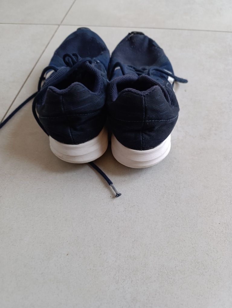 Nike na plac zabaw  boisko