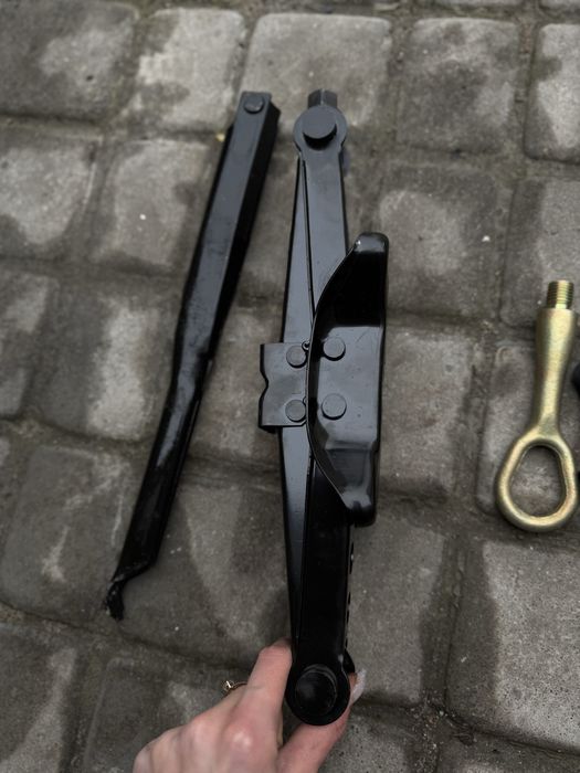 Домкрат Chrysler PT Cruiser