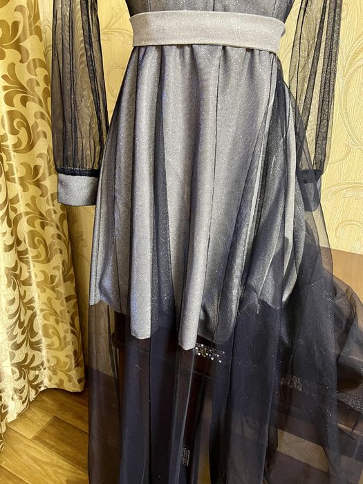 Платье вечернее нарядное