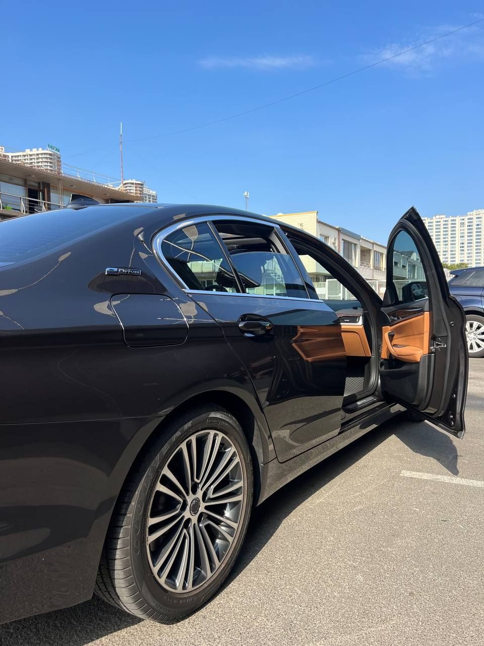 Продам BMW 530E plug in