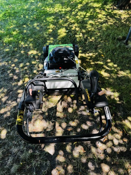 Karczownica kosiarka spalinowa do wysokiej trawy Etesia AD51 6KM/hydro